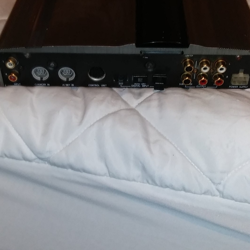 Alpine digital audio processer - Picture 2 of 12